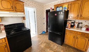 103 Park St, Batesville, MS 38606