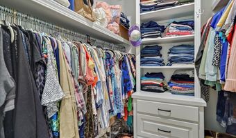 221 Lost Oak Ln, Brandon, MS 39047