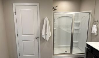 126 Auburn Crossing Dr, Auburn, GA 30011