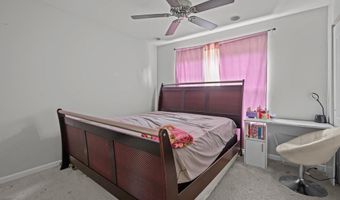 120 WYNNEFIELD Rd, Bear, DE 19701