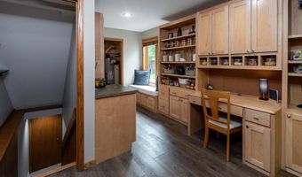 3154 Waucheeta Trl, Madison, WI 53711