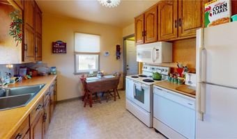 715 S 3rd Ave, Albert Lea, MN 56007