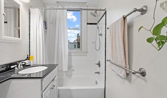 3500 13TH St NW 208, Washington, DC 20010