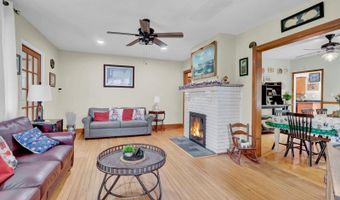 64 Hamilton St, Amityville, NY 11701