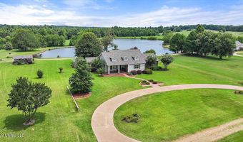 499 Breakwater Dr, Benton, MS 39039