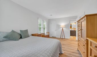 22 Alexandria Way, Basking Ridge, NJ 07920