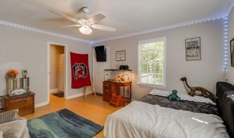 1337 Sunnyhill Dr, Camden, SC 29020