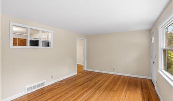 85 Sachem Rd, North Kingstown, RI 02852
