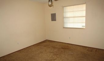 1604 W Bullock Ave, Artesia, NM 88210
