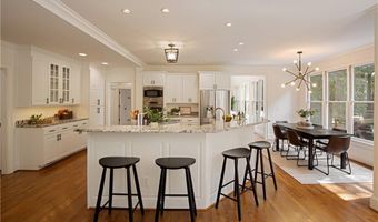 10425 Cranchester Way, Alpharetta, GA 30022