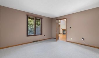80 Fisher Rd 73, Cumberland, RI 02864