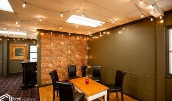4 E Call St, Algona, IA 50511