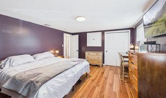 19 Deerwood Dr B, Amherst, NH 03031
