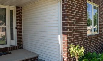 4801 N BENVIEW Ct, Appleton, WI 54913