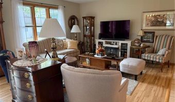 260 Voyager Dr, Alexandria, MN 56308