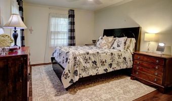 4703 Laguna Ln, Austin, TX 78746