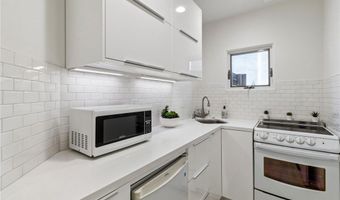 6512 Surfside Ln, Carlsbad, CA 92011