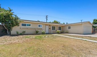2538 Dumetz St, Camarillo, CA 93010