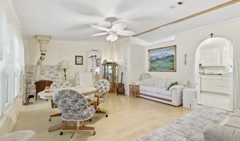 1349 27th Pl, Bell, FL 32619