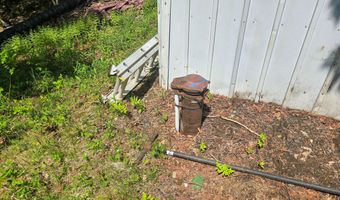 990 W Daniels Rd, Albany, VT 05820