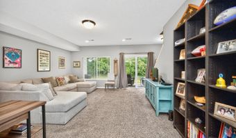 9562 Greenery Ct, Deerfield, OH 45140