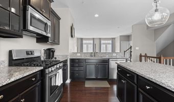 858 NANCY LYNN Ln, Arnold, MD 21012