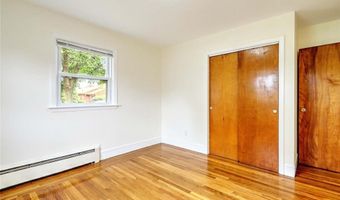 248 Don Ave, East Providence, RI 02916