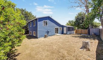 17391 E Layton Dr, Aurora, CO 80015