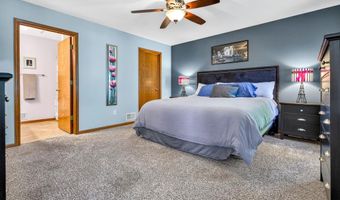 N9168 Cherry Meadow Dr, Appleton, WI 54915