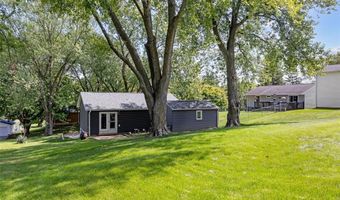 302 N Pratt St, Anamosa, IA 52220