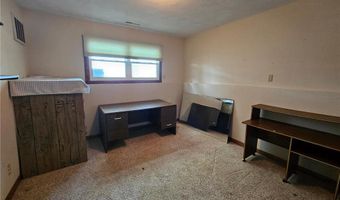 2161 Highland Ave, Albert Lea, MN 56007