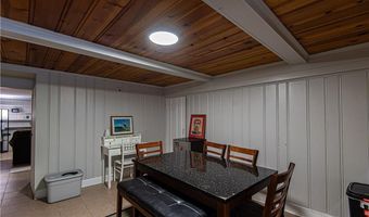 29 OLNEY Ave, North Providence, RI 02911
