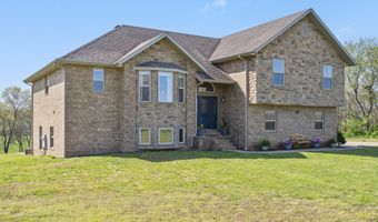 19529 Lawrence 2152, Aurora, MO 65605