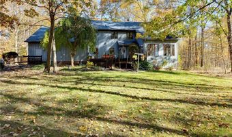 200 Greentree Cir, Aurora, OH 44202