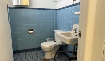 803 W LINCOLNWAY, Cheyenne, WY 82001