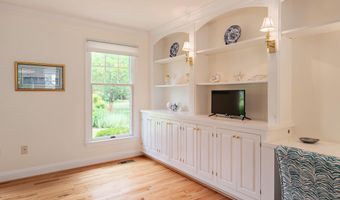 718 WHITEHALL BEACH Rd, Annapolis, MD 21409