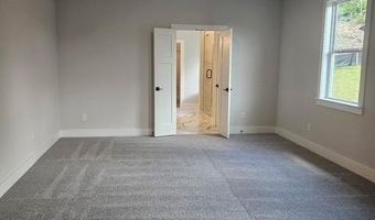 222 Silvercrest Dr, Acworth, GA 30101