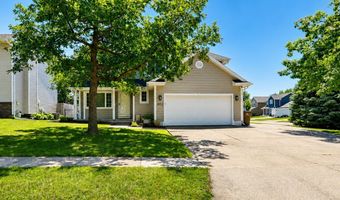 802 13th St SE, Altoona, IA 50009