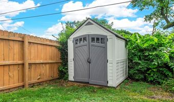 7220 Mackenzie Rd, Affton, MO 63123