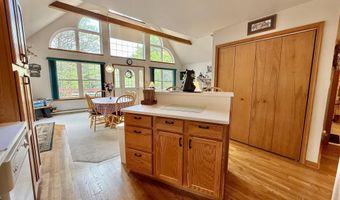 44 Berryman Ln, Albrightsville, PA 18210