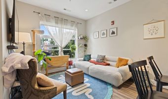 1111 ORREN St NE 207, Washington, DC 20002