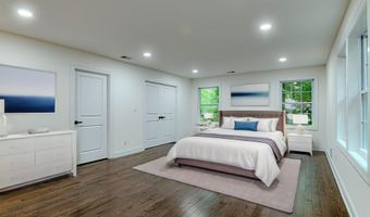 58 Fish Hawk Dr, Middletown, NJ 07748