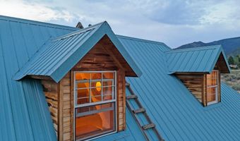 71 Calle Martinez, Arroyo Seco, NM 87514