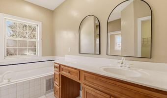1731 Hollister Dr, Alcoa, TN 37701