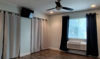 2227 W Nichols Rd E, Arlington Heights, IL 60004