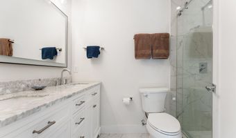 922 8TH St NE, Washington, DC 20002