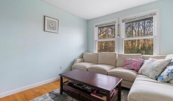 73 Airline Rd, Clinton, CT 06413