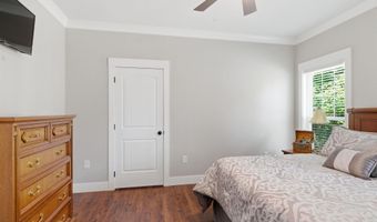 116 Bowery Ln, Albertville, AL 35950