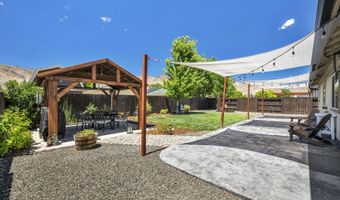 237 Glen Vista Dr, Dayton, NV 89403