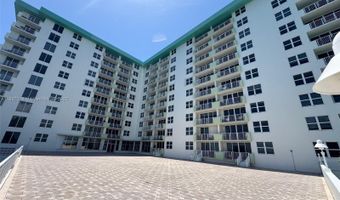 10350 W Bay Harbor Dr 9T, Bay Harbor Islands, FL 33154